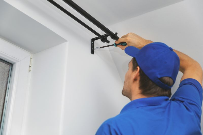 Picture Hanging Service in Kansas City, KS